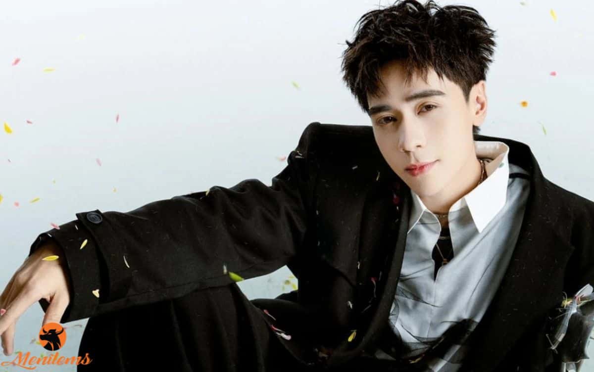 Những Kiểu Tóc Nhuộm Đẹp Nhất Của Quang Hùng MasterD: Cá Tính Và Phong Cách