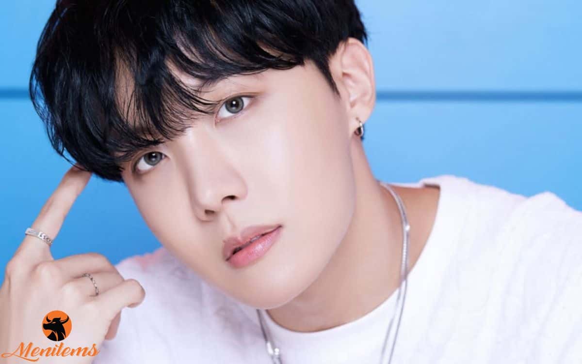 Phong cách tóc của J-Hope BTS: Từ tóc ngắn gọn gàng đến mái rẽ thanh lịch
